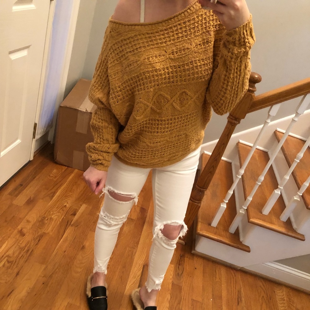 Sweater - Picture 2 of 2